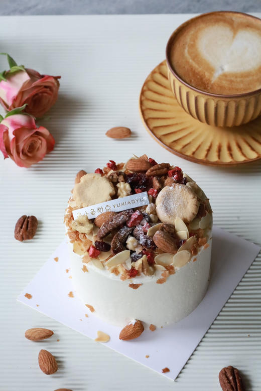 四寸坚果咸奶酥蛋糕 商品图5