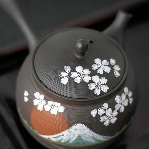 日本进口常滑烧富士山樱花名家侧把单个纯手工茶壶290cc(玉光作)硕果葡萄茶壶290ml（昭萠作） 商品图10