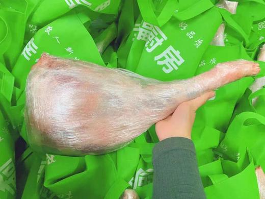 2025郧西马头山羊8斤装（整腿） 商品图0