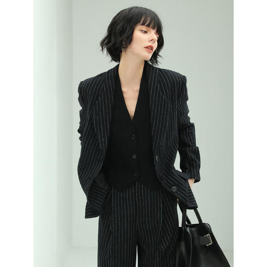 COCOBELLA质感色织黑色条纹西装女气质通勤干练职场外套SI35 商品图0
