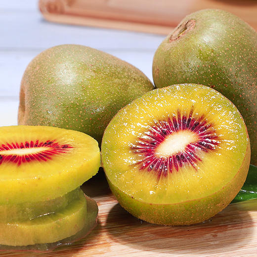 红心猕猴桃（盒装）4枚装 商品图2