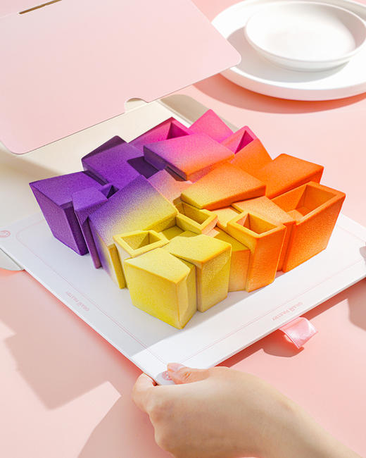 旺角卡门-金黄巧克力碧根果慕斯生日蛋糕（2.4磅） 商品图4