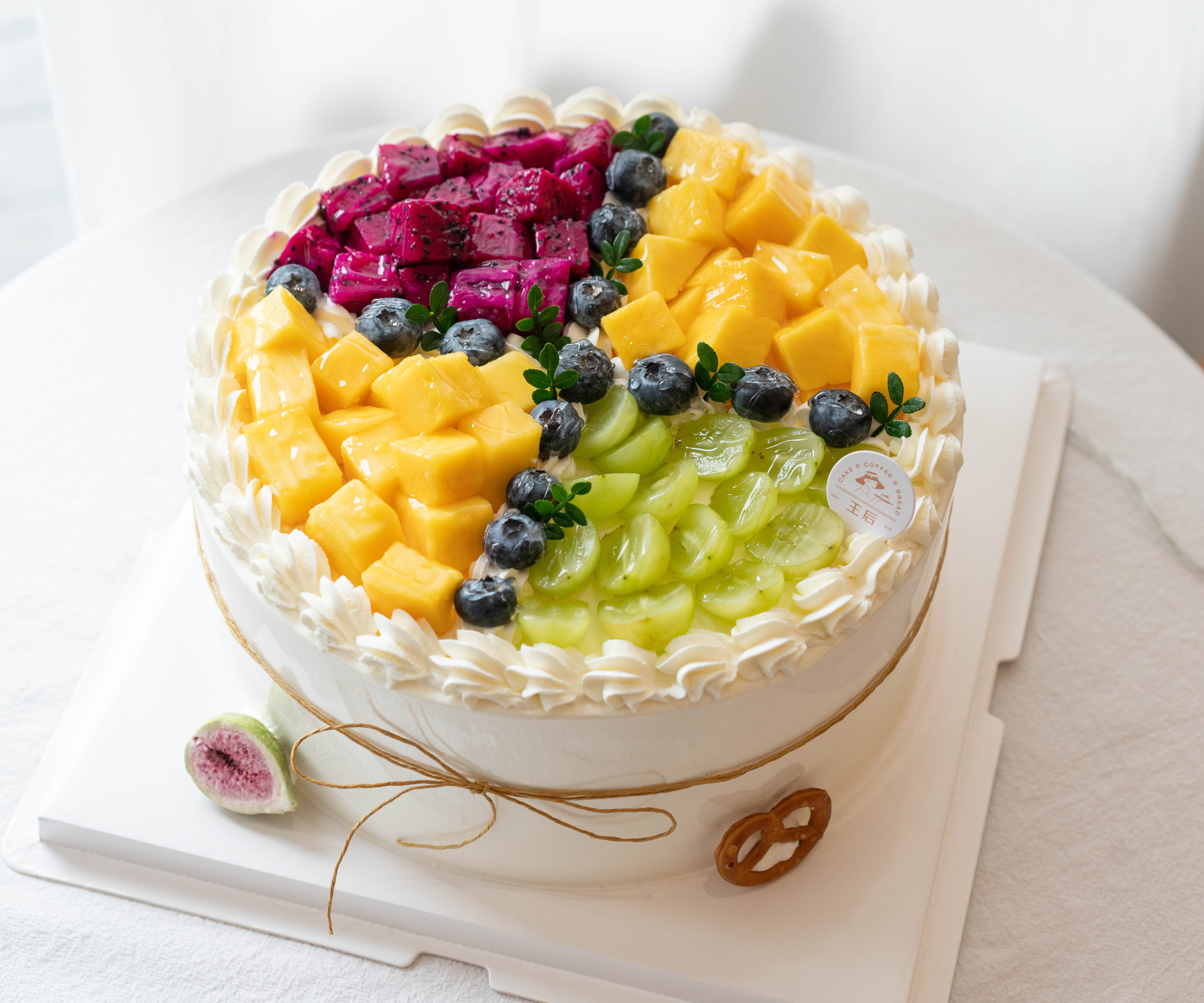 水果拼盘裸蛋糕（需提前2小时预定）
