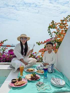 【抖音专属】高定连衣裙（23707054米汤娇）