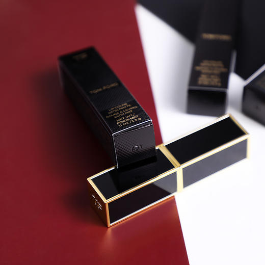Tomford汤姆福特 tf口红唇膏黑管16#15#80#/黑细管24#27#50#51# 保湿上色持斯嘉丽红3g 商品图5