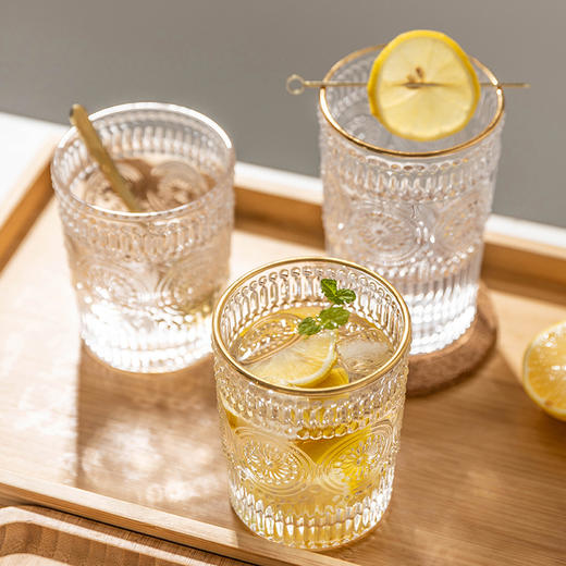 摩登主妇浮雕玻璃杯 商品图0