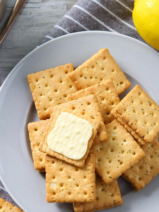 马奇新新力士玫瑰荔枝味夹心饼干190g 商品图2