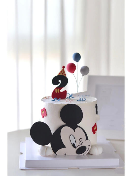 米妮和米奇（奶油蛋糕，翻糖装饰，提前7天预订） 商品图0