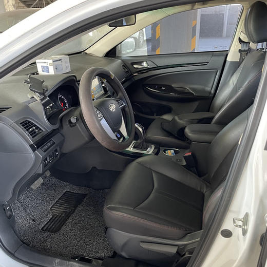 比亚迪 E5 300 e享型【长租-北京】 商品图4