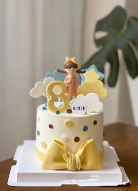 背书包的小姑娘