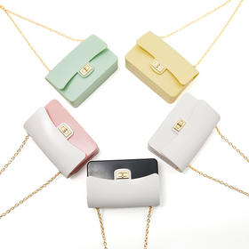 西遇小香风单肩斜挎包女士2023年新款轻奢金色金属扣链条方形包30039502