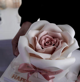 粉白玫瑰（提前3天预订）