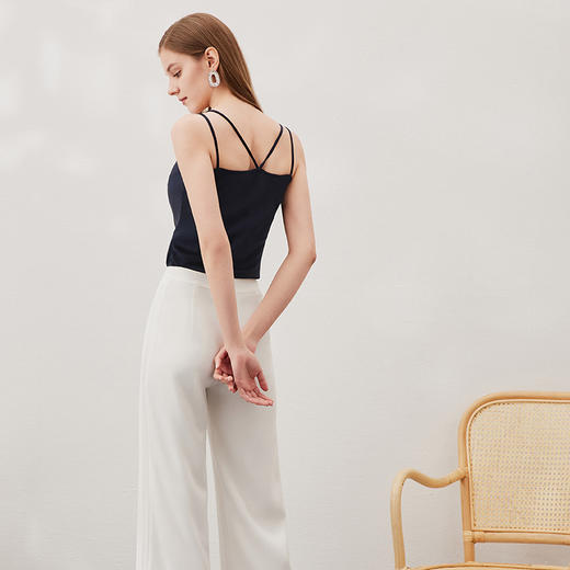 EITIE爱特爱夏季新款V领雪纺显瘦舒适内搭背心吊带小上衣7013703 商品图10