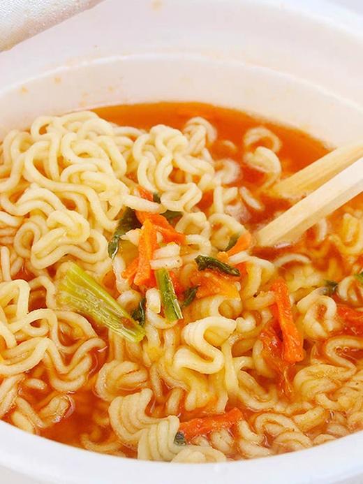 泡菜拉面桶装112g 商品图2