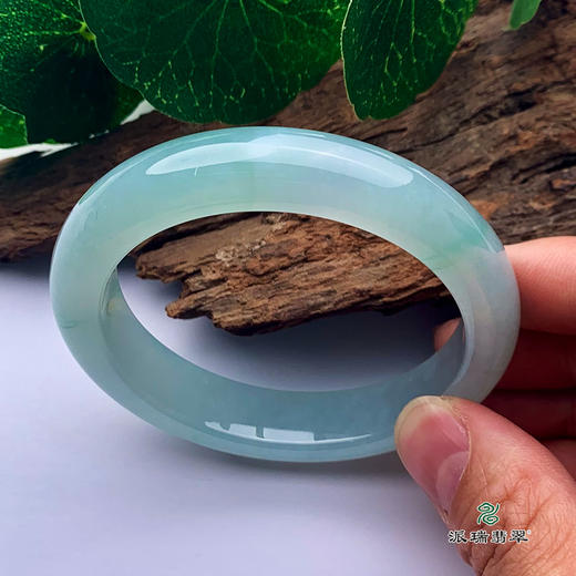 派瑞翡翠 翡翠手镯 糯种 浅绿 商品图1