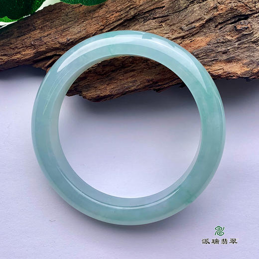 派瑞翡翠 翡翠手镯 糯种 浅绿 商品图4
