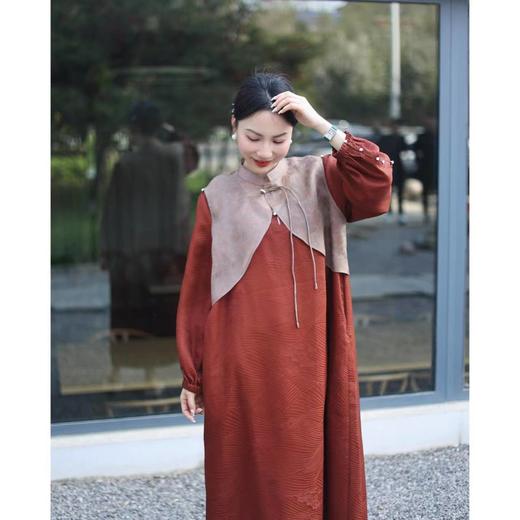 【抖音专属】发布会V领连衣裙23707120- 佛赤 商品图0