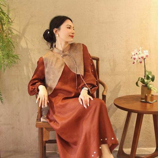 【抖音专属】发布会V领连衣裙23707120- 佛赤 商品图1