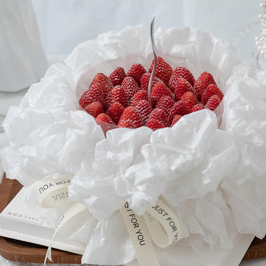 草莓花束蛋糕 商品图0