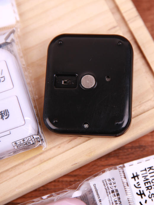 大创Daiso带磁铁的厨房用计时器磁吸定时器黑色大按钮 商品图3
