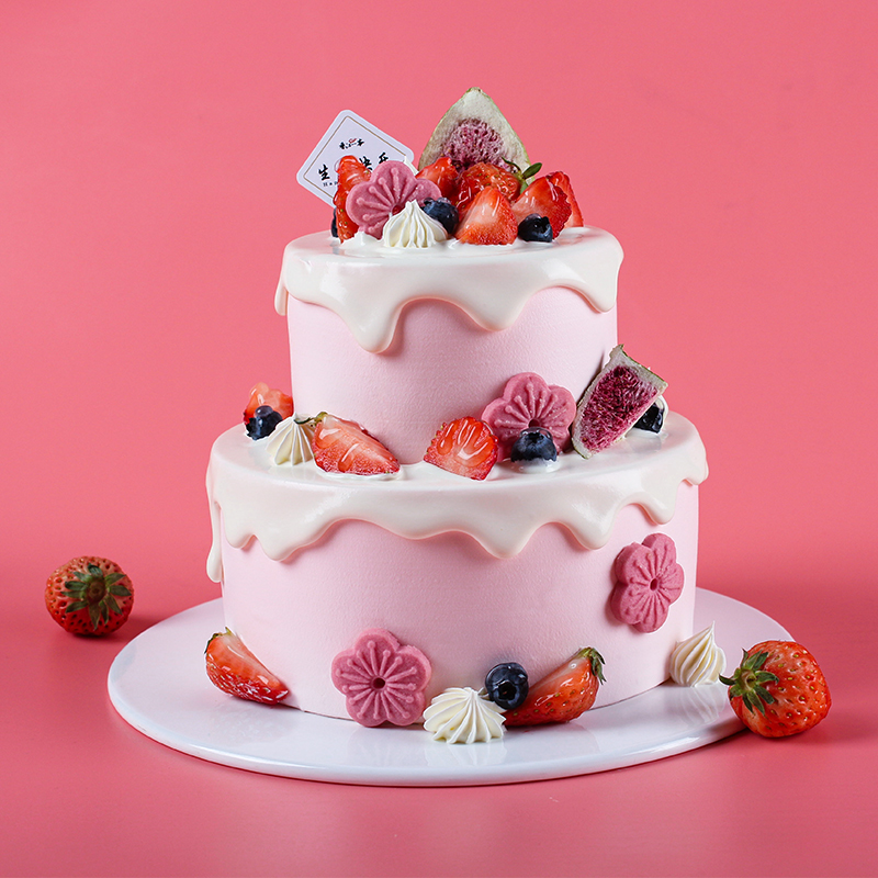【草莓甜心】少女心草莓双层生日蛋糕6+4寸 适合6-8人  （提前6--8小时下单，18:00后下单最快第二天15:30后可到店取货，具体时间看门店而定。）