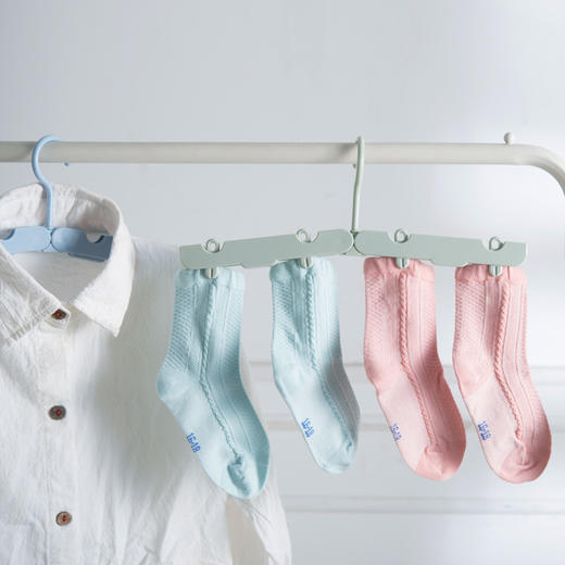 北欧风便携旅行折叠衣架多功能魔术晒衣架50g/个（颜色随机） 商品图0