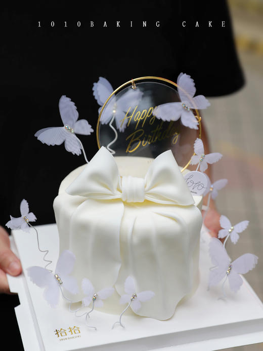 「纯白法式·蝴蝶结」翻糖巧克力·100%动物奶油（附图5寸加高·提前4天预订） 商品图1