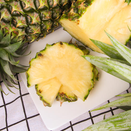 琼中美味海南凤梨金钻凤梨顺丰/京东陆运发货 商品图1