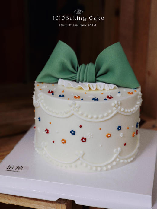 「蝴蝶结·绿色系」翻糖巧克力·100%动物奶油（附图6寸加高·提前3天预订） 商品图0