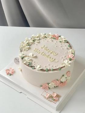 粉白裱花蛋糕（下单现做，根据排单2-3小时左右）