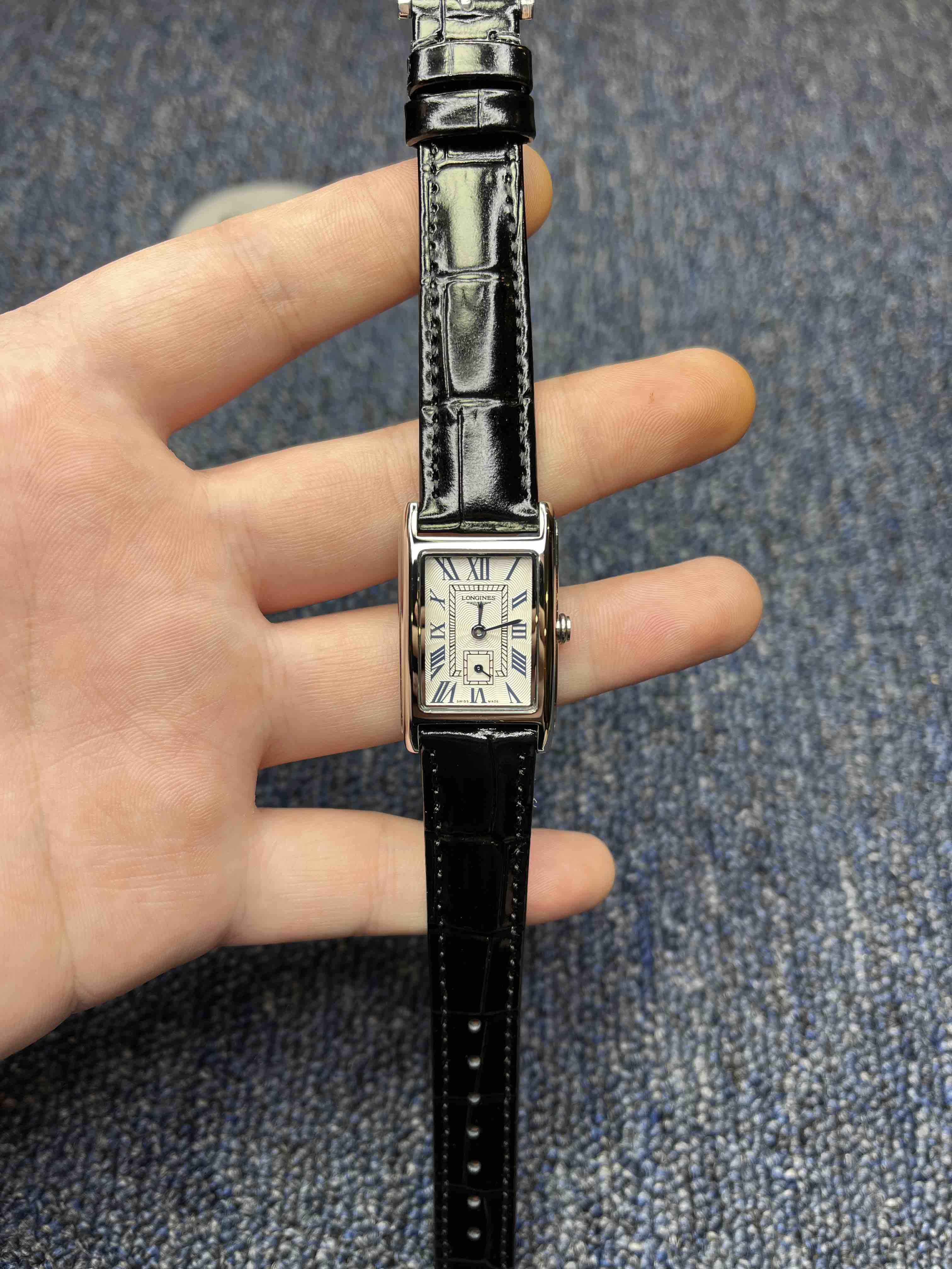 浪琴 longines 黛绰维纳系列 女士石英腕表