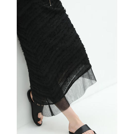 COCOBELLA设计感网纱拼接提花流苏斜摆半身裙女气质长裙HS912B 商品图3