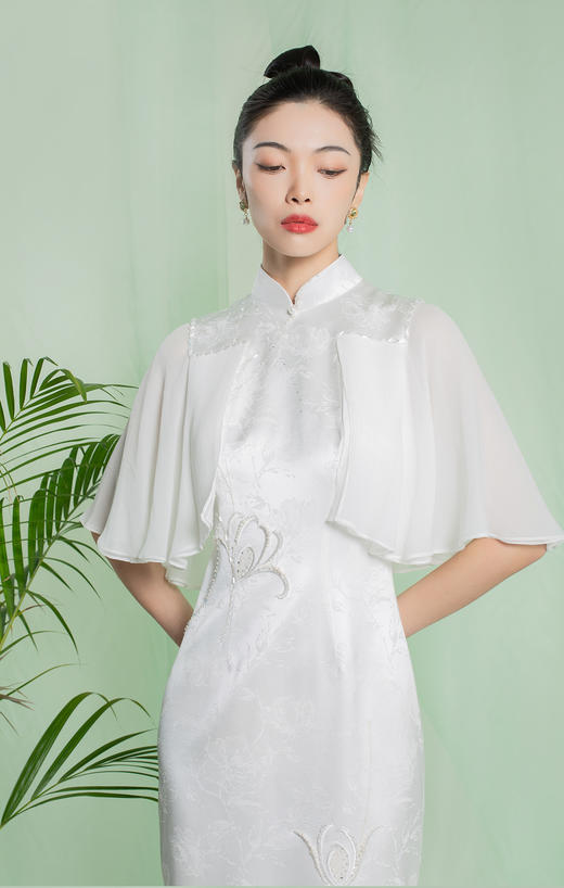 【明星同款】荷言HEYEN 扶苏 白色设计感旗袍高级定制 商品图0