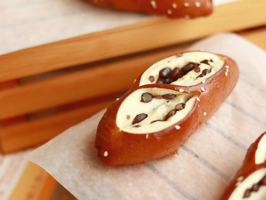 红豆奶酥碱水 商品图0