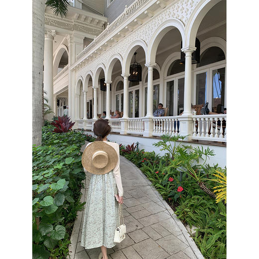 金蘑菇菇 夏花 艺术氛围碎花 / 无袖碎花裙纯欲风挂脖背带连衣裙 商品图4