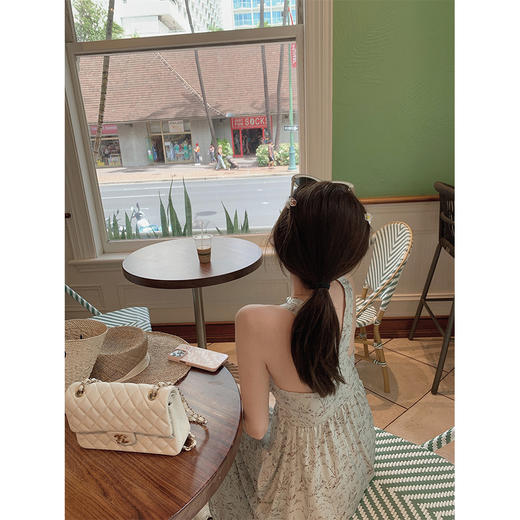 金蘑菇菇 夏花 艺术氛围碎花 / 无袖碎花裙纯欲风挂脖背带连衣裙 商品图1