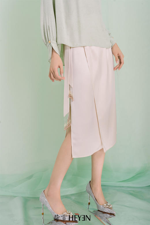 荷言GL怀远 新中式白色设计感半裙 商品图4