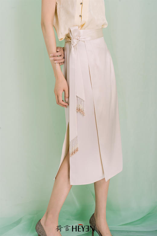 荷言GL怀远 新中式白色设计感半裙 商品图5