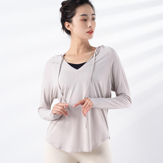 跃牌【禅语梵心系列】新品连帽防晒防紫外线速干跑步透气凉感瑜伽服罩衫F2274（不带胸垫） 商品图10