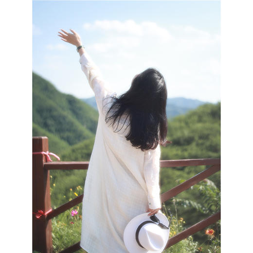 【抖音专属】长款衬衫（22710278-苎麻白） 商品图3