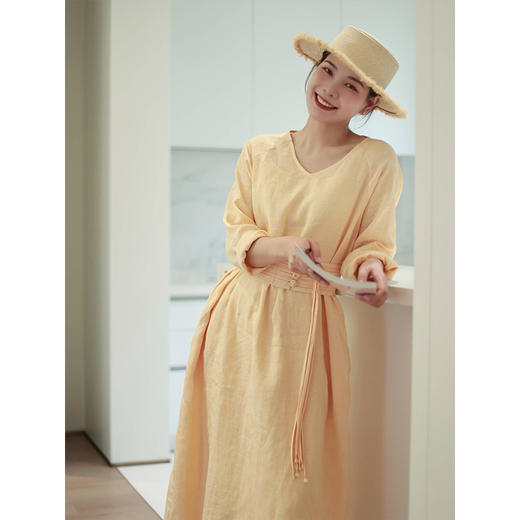 【抖音专属】V领连衣裙（23707310-栀子） 商品图2