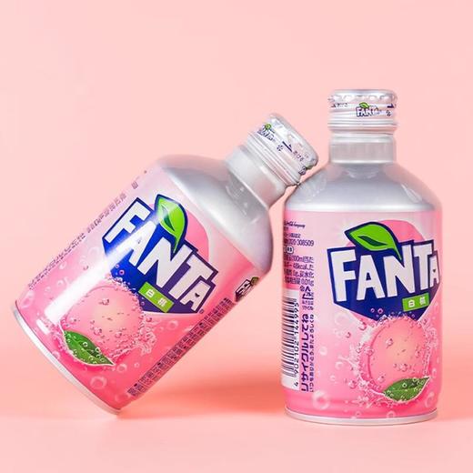 芬达白桃味碳酸饮料300ml/瓶 商品图2