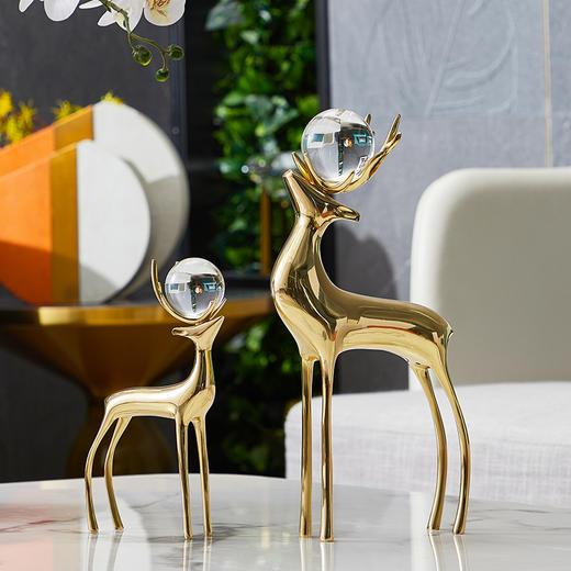 纯铜鹿摆件现代轻奢客厅电视柜酒柜水晶球鹿办公桌书房招财装饰品 商品图1