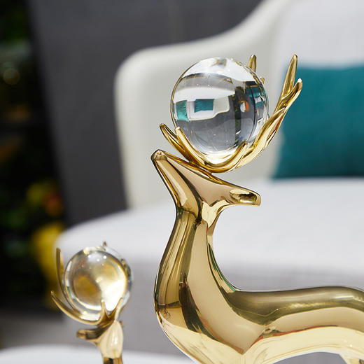 纯铜鹿摆件现代轻奢客厅电视柜酒柜水晶球鹿办公桌书房招财装饰品 商品图4