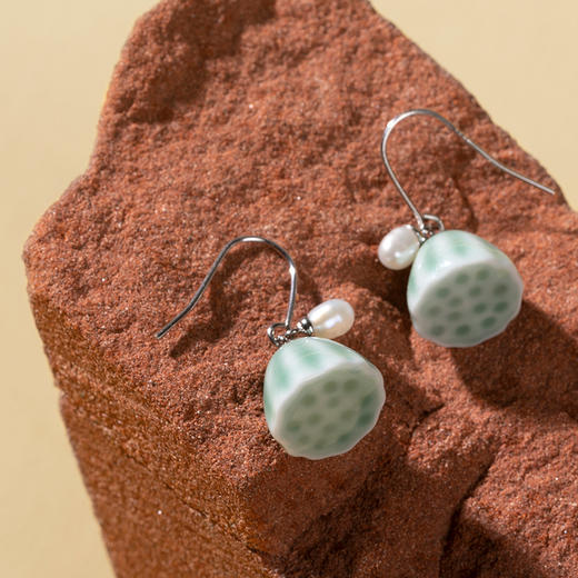 凡华造物原创莲蓬925银珍珠耳钉女轻奢高级耳环小众设计气质耳饰莲蓬925银带珍珠耳环 商品图3