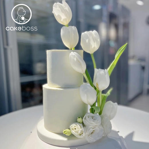 【私人订制】轻奢鲜花加高双层水果奶油蛋糕 商品图0