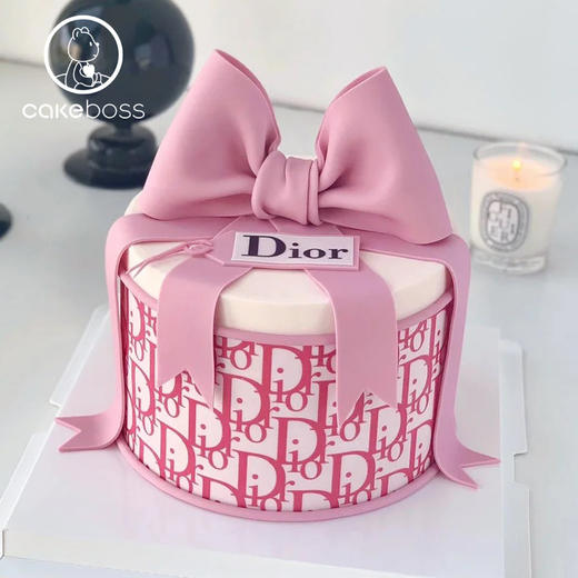 【私人订制】高奢迪奥Diro蝴蝶结水果奶油蛋糕 商品图0