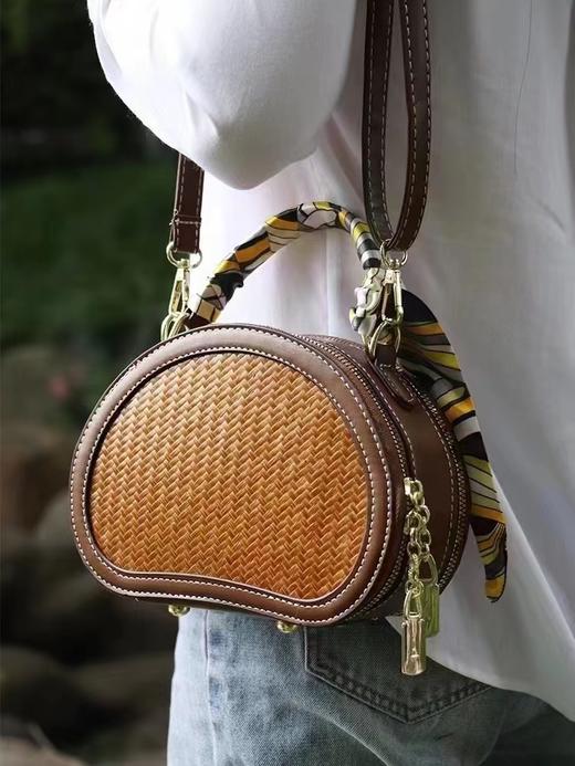 新款竹编贝壳包 商品图3