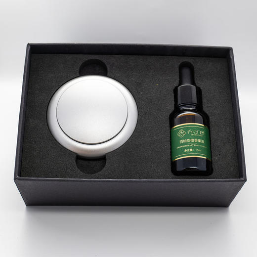 璐璐馨 UFO车载香薰汽车内饰品淡香水持久摆件 西柚甜橙韵动之息-车载香董(银色)(蓝色) 商品图0