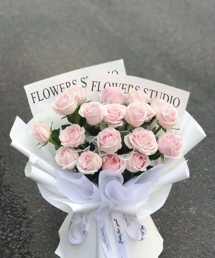 【秒杀福利】粉红雪山 20枝/扎